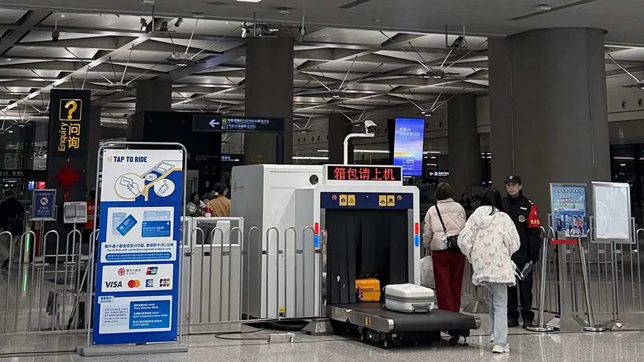entering and leaving China via Shanghai Airports